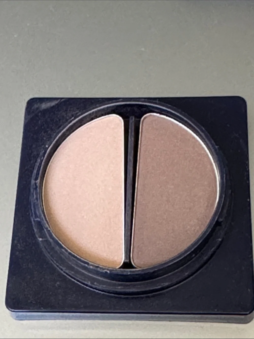 Estee Lauder Neutral Taupe & Beige Eyeshadow Duo